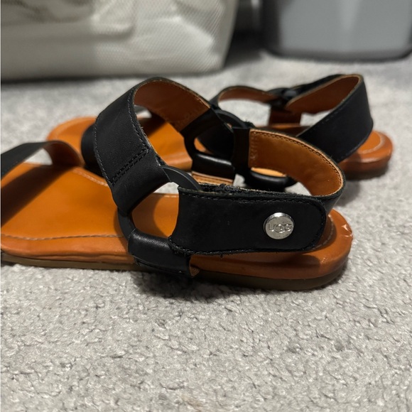 UGG sandals - Picture 4 of 7